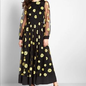Modcloth summer sunflower long sleeved maxi dress